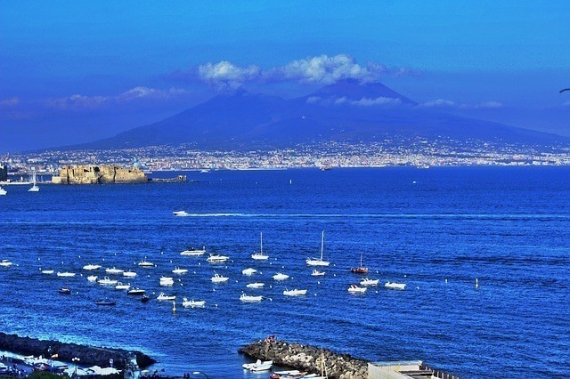 Courses in Naples
