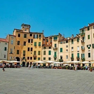 Courses in Lucca